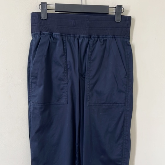Lou & Grey Navy Jogger Pants Size XS - Picture 2 of 9